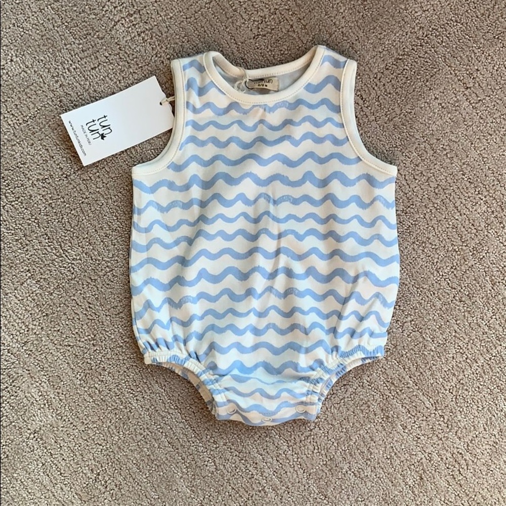 Tun Tun Wave Bubble NWT